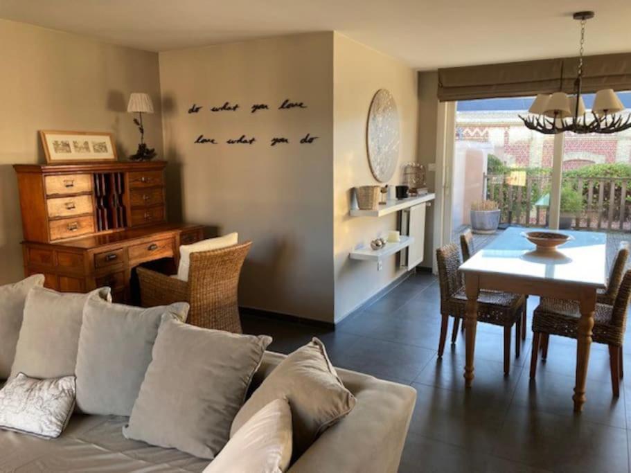 Agreable Et Spacieuse Maison Centre Ville Saint-Omer Luaran gambar
